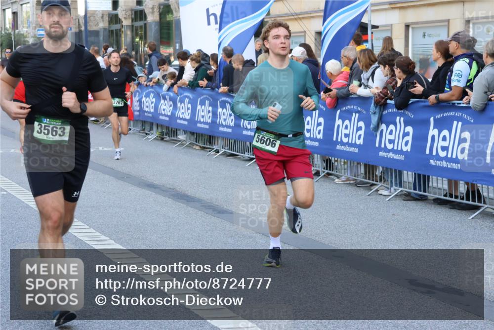 07.09.2025 - BARMER Alsterlauf Strokosch-Dieckow http://msf.ph/oto/8724777 07.09.2025 09:48:23 Ziel 2253, 2324, 2383, 2552, 2941, 3501, 3544, 3575, 3587, 3983, 4330, 4349, 4471, 4511, 4530, 4870, 5082, 5284, 5900, 6295, 8102, 8422 meine-sportfotos.de