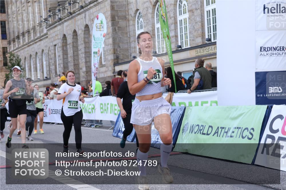 07.09.2025 - BARMER Alsterlauf Strokosch-Dieckow http://msf.ph/oto/8724789 07.09.2025 10:15:42 Ziel 2158, 2651, 3132, 3133, 3722, 4020, 4021, 4556, 4756, 4757, 4878, 4879, 5134, 5270, 5271, 5291, 5631, 8413 meine-sportfotos.de