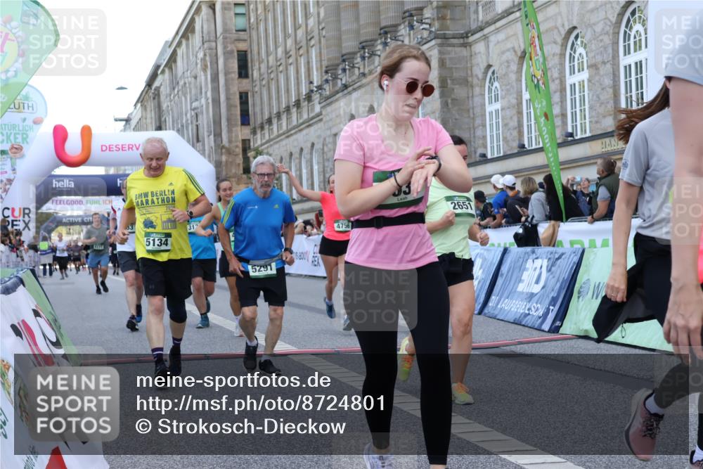 07.09.2025 - BARMER Alsterlauf Strokosch-Dieckow http://msf.ph/oto/8724801 07.09.2025 10:15:47 Ziel 2158, 2651, 2674, 3132, 3133, 3548, 3722, 4177, 4556, 4756, 4757, 4878, 4879, 5134, 5270, 5271, 5291, 5631 meine-sportfotos.de