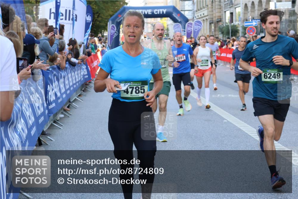 07.09.2025 - BARMER Alsterlauf Strokosch-Dieckow http://msf.ph/oto/8724809 07.09.2025 09:48:16 Ziel 2253, 2383, 2453, 2941, 3459, 3501, 3544, 3575, 3983, 4098, 4330, 4349, 4530, 4870, 4931, 5082, 6295, 8102, 8276 meine-sportfotos.de