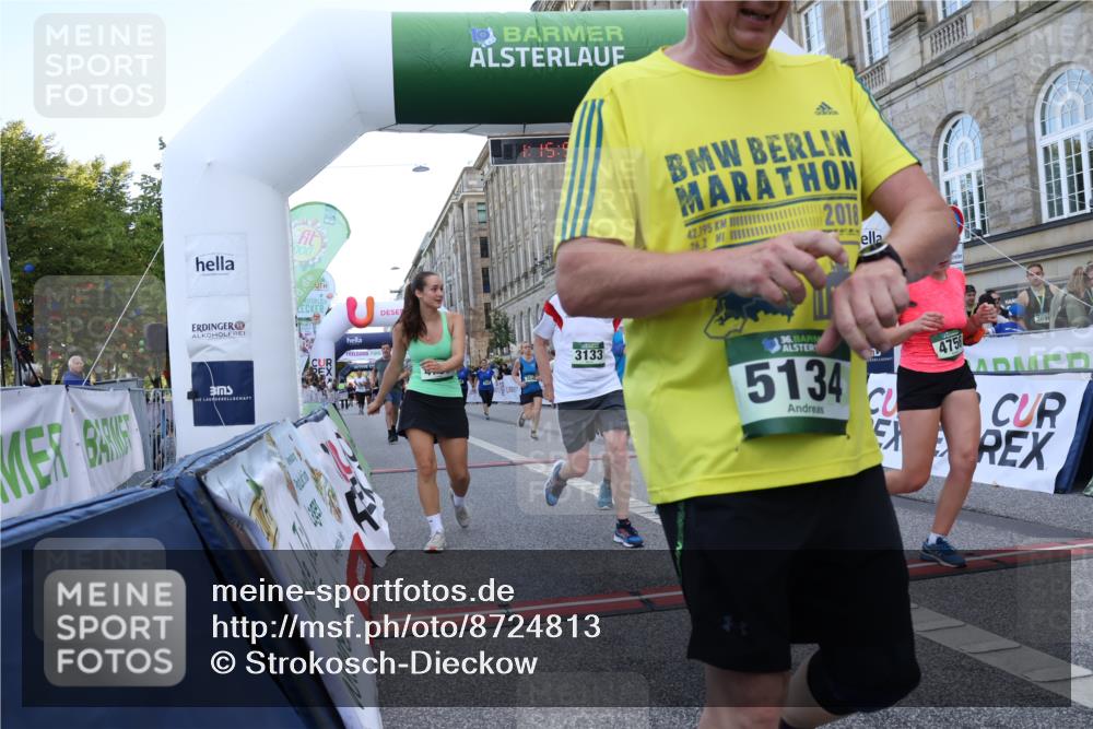 07.09.2025 - BARMER Alsterlauf Strokosch-Dieckow http://msf.ph/oto/8724813 07.09.2025 10:15:50 Ziel 2651, 2674, 3132, 3133, 3548, 3885, 3886, 4177, 4556, 4756, 4757, 4878, 4879, 5134, 5291, 5631 meine-sportfotos.de