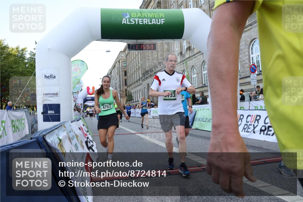 07.09.2025 - BARMER Alsterlauf Strokosch-Dieckow http://msf.ph/oto/8724814 07.09.2025 10:15:51 Ziel 2651, 2674, 3132, 3133, 3548, 3885, 3886, 4177, 4756, 4757, 5134, 5291, 5631 meine-sportfotos.de