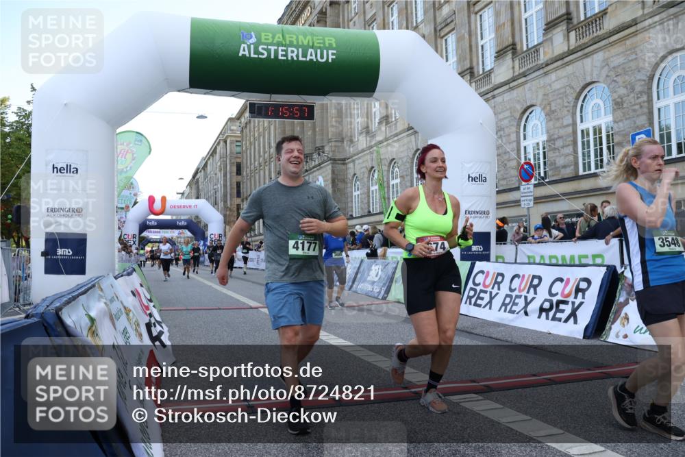 07.09.2025 - BARMER Alsterlauf Strokosch-Dieckow http://msf.ph/oto/8724821 07.09.2025 10:15:55 Ziel 2674, 2705, 2936, 3243, 3548, 3885, 3886, 4024, 4177, 4442, 4443, 5952 meine-sportfotos.de