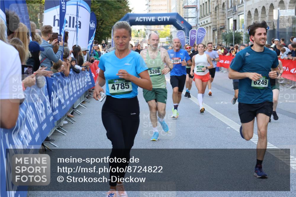 07.09.2025 - BARMER Alsterlauf Strokosch-Dieckow http://msf.ph/oto/8724822 07.09.2025 09:48:16 Ziel 2253, 2383, 2453, 2941, 3459, 3501, 3544, 3575, 3983, 4098, 4330, 4349, 4530, 4870, 4931, 5082, 6295, 8102, 8276 meine-sportfotos.de
