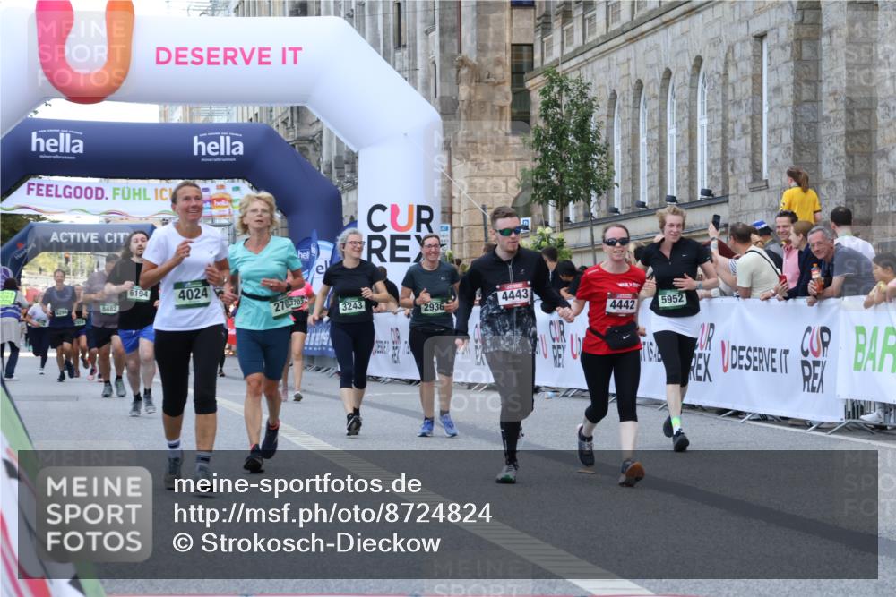 07.09.2025 - BARMER Alsterlauf Strokosch-Dieckow http://msf.ph/oto/8724824 07.09.2025 10:15:57 Ziel 2674, 2705, 2936, 3243, 3548, 3885, 3886, 4024, 4177, 4442, 4443, 5952 meine-sportfotos.de