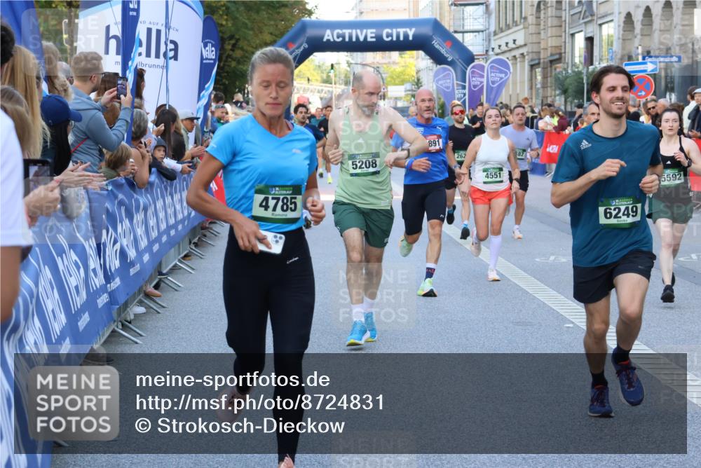 07.09.2025 - BARMER Alsterlauf Strokosch-Dieckow http://msf.ph/oto/8724831 07.09.2025 09:48:16 Ziel 2253, 2383, 2453, 2941, 3459, 3501, 3544, 3575, 3983, 4098, 4330, 4349, 4530, 4870, 4931, 5082, 6295, 8102, 8276 meine-sportfotos.de