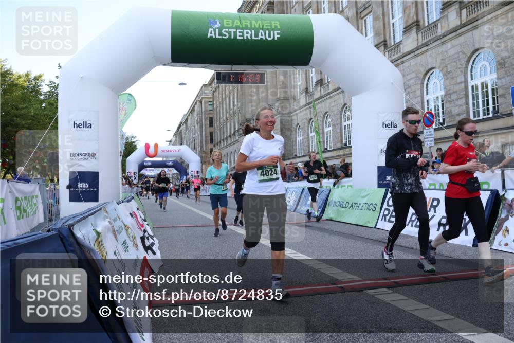 07.09.2025 - BARMER Alsterlauf Strokosch-Dieckow http://msf.ph/oto/8724835 07.09.2025 10:16:01 Ziel 2705, 2936, 3243, 3703, 3886, 4024, 4268, 4442, 4443, 5952, 6194, 8482 meine-sportfotos.de