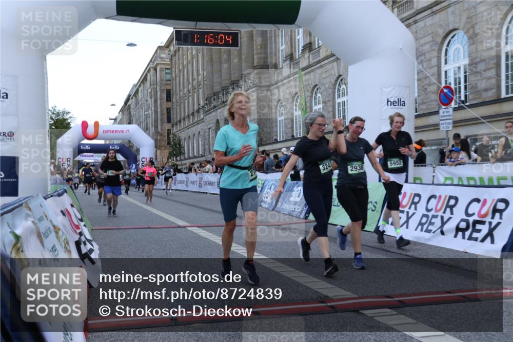 07.09.2025 - BARMER Alsterlauf Strokosch-Dieckow http://msf.ph/oto/8724839 07.09.2025 10:16:03 Ziel 2698, 2705, 2936, 2950, 3243, 3703, 3776, 4024, 4268, 4442, 4443, 5952, 6194, 6263, 6266, 6267, 6273, 8482 meine-sportfotos.de