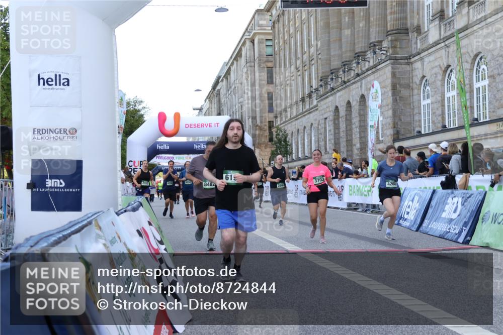 07.09.2025 - BARMER Alsterlauf Strokosch-Dieckow http://msf.ph/oto/8724844 07.09.2025 10:16:05 Ziel 2698, 2705, 2936, 2950, 3243, 3703, 3776, 4210, 4268, 5952, 6194, 6263, 6266, 6267, 6273, 8482 meine-sportfotos.de