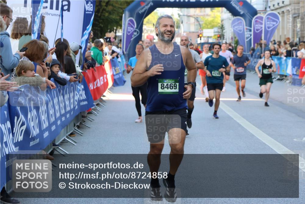 07.09.2025 - BARMER Alsterlauf Strokosch-Dieckow http://msf.ph/oto/8724858 07.09.2025 09:48:11 Ziel 2253, 2383, 2453, 3206, 3290, 3459, 3501, 3544, 3575, 3711, 3983, 4098, 4330, 4349, 4530, 4870, 4931, 5380, 5628, 8276 meine-sportfotos.de