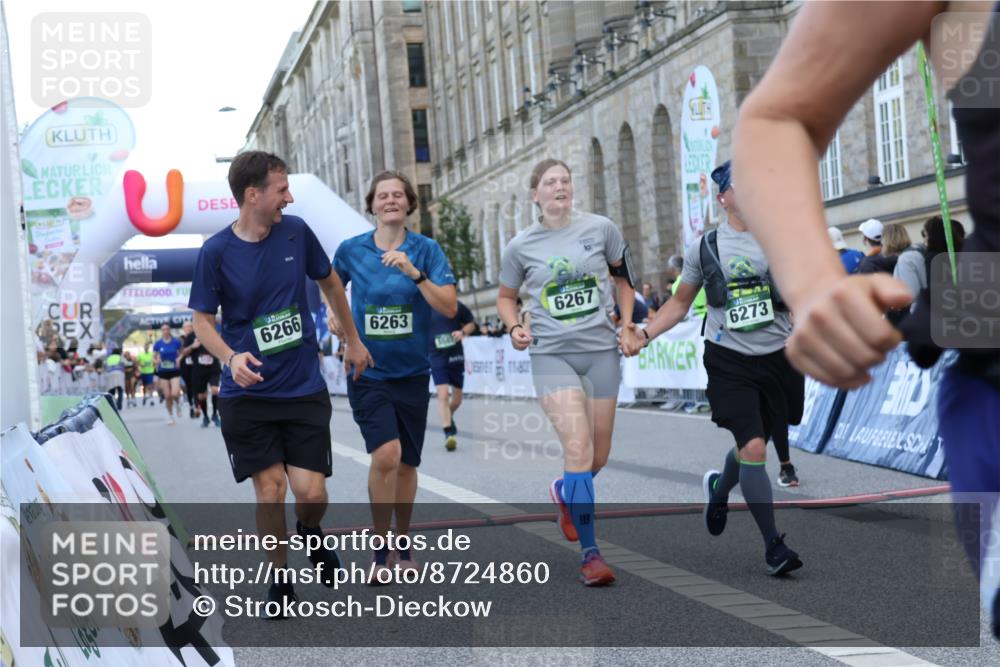 07.09.2025 - BARMER Alsterlauf Strokosch-Dieckow http://msf.ph/oto/8724860 07.09.2025 10:16:10 Ziel 2698, 2950, 3703, 3776, 4007, 4210, 4268, 5507, 6047, 6194, 6263, 6266, 6267, 6273, 8482 meine-sportfotos.de