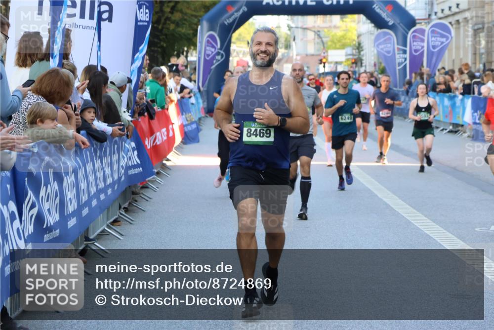 07.09.2025 - BARMER Alsterlauf Strokosch-Dieckow http://msf.ph/oto/8724869 07.09.2025 09:48:10 Ziel 2453, 2954, 3206, 3290, 3459, 3501, 3544, 3575, 3711, 3767, 3983, 4098, 4330, 4530, 4870, 4931, 5380, 5628, 5696, 8276, 8317 meine-sportfotos.de