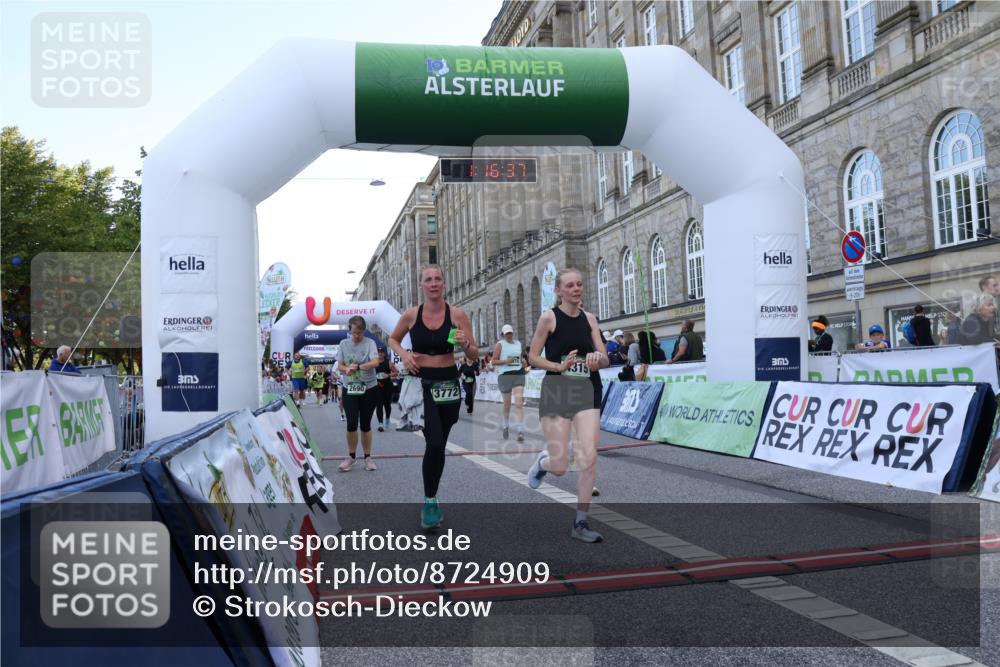 07.09.2025 - BARMER Alsterlauf Strokosch-Dieckow http://msf.ph/oto/8724909 07.09.2025 10:16:35 Ziel 2354, 2690, 2943, 2974, 3621, 3648, 3649, 3772, 4221, 4315, 4468, 4538, 4719, 4720, 4768, 5563, 5737, 8313 meine-sportfotos.de