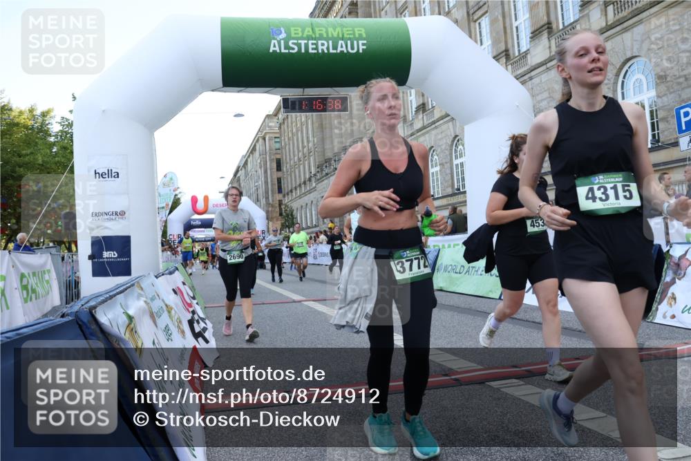 07.09.2025 - BARMER Alsterlauf Strokosch-Dieckow http://msf.ph/oto/8724912 07.09.2025 10:16:37 Ziel 2473, 2690, 2974, 3621, 3649, 3742, 3772, 4221, 4315, 4468, 4538, 4719, 4720, 4768, 5563, 5737, 5756, 8313 meine-sportfotos.de