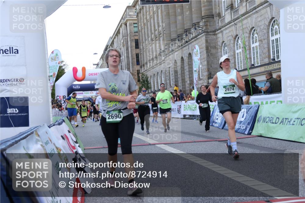 07.09.2025 - BARMER Alsterlauf Strokosch-Dieckow http://msf.ph/oto/8724914 07.09.2025 10:16:37 Ziel 2473, 2690, 2974, 3621, 3649, 3742, 3772, 4221, 4315, 4468, 4538, 4719, 4720, 4768, 5563, 5737, 5756, 8313 meine-sportfotos.de