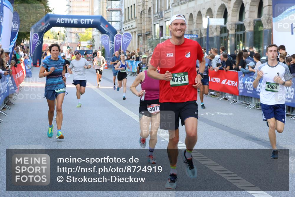 07.09.2025 - BARMER Alsterlauf Strokosch-Dieckow http://msf.ph/oto/8724919 07.09.2025 09:47:56 Ziel 2240, 2626, 2891, 2954, 3206, 3290, 3563, 3711, 3767, 3901, 4304, 4551, 4785, 5110, 5208, 5341, 5380, 5487, 5592, 5606, 5628, 5696, 5777, 6244, 6249, 8317 meine-sportfotos.de