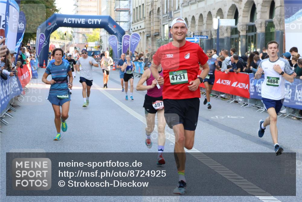 07.09.2025 - BARMER Alsterlauf Strokosch-Dieckow http://msf.ph/oto/8724925 07.09.2025 09:47:56 Ziel 2240, 2626, 2891, 2954, 3206, 3290, 3563, 3711, 3767, 3901, 4304, 4551, 4785, 5110, 5208, 5341, 5380, 5487, 5592, 5606, 5628, 5696, 5777, 6244, 6249, 8317 meine-sportfotos.de