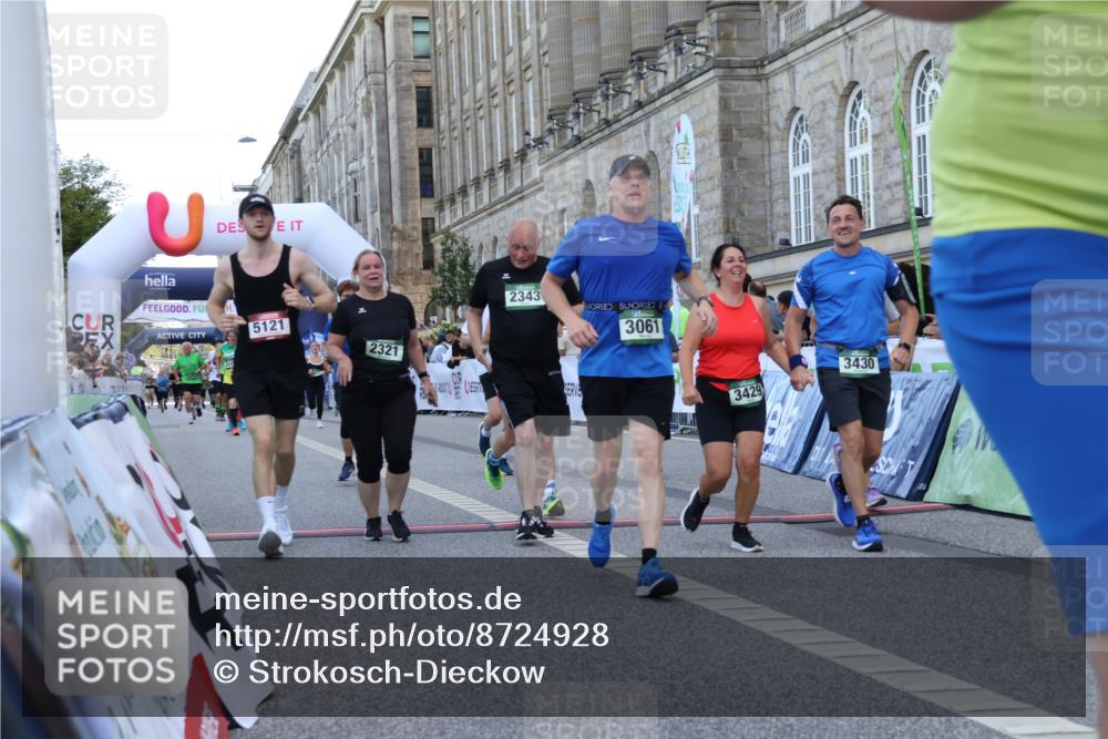 07.09.2025 - BARMER Alsterlauf Strokosch-Dieckow http://msf.ph/oto/8724928 07.09.2025 10:16:46 Ziel 2321, 2343, 2473, 2638, 3061, 3127, 3429, 3430, 3582, 3621, 3742, 3903, 4070, 5121, 5676, 5737, 5756, 6247, 8018, 8433, 8468 meine-sportfotos.de
