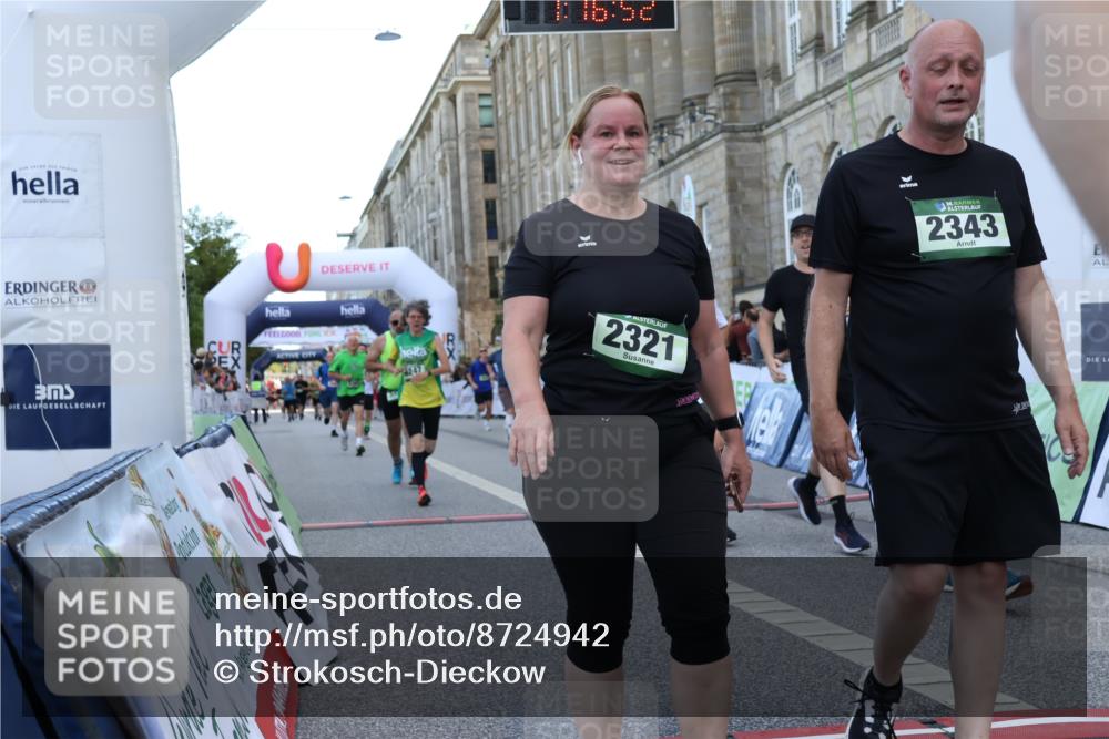 07.09.2025 - BARMER Alsterlauf Strokosch-Dieckow http://msf.ph/oto/8724942 07.09.2025 10:16:51 Ziel 2321, 2343, 2431, 2638, 2849, 3127, 3429, 3430, 3582, 3903, 4047, 4070, 5121, 5360, 5362, 5676, 6247, 8018, 8433, 8468 meine-sportfotos.de