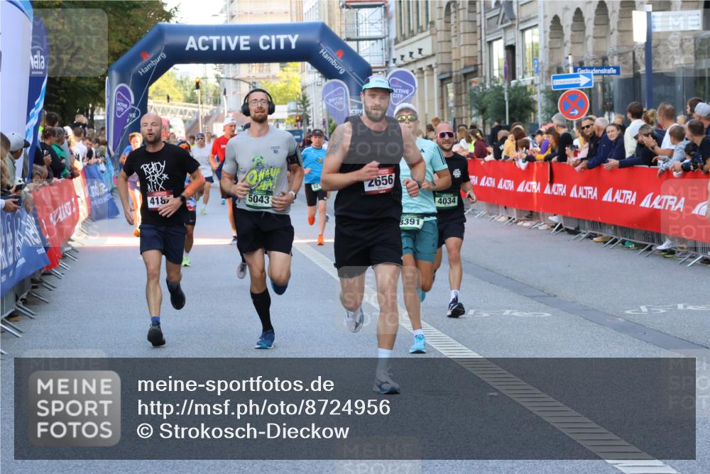 07.09.2025 - BARMER Alsterlauf Strokosch-Dieckow http://msf.ph/oto/8724956 07.09.2025 09:47:47 Ziel 2240, 2626, 2891, 3563, 4551, 4602, 4785, 5110, 5208, 5341, 5487, 5592, 5606, 5777, 6015, 6016, 6244, 6249, 8293, 8469 meine-sportfotos.de