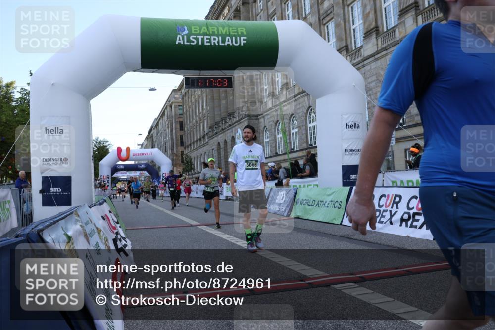 07.09.2025 - BARMER Alsterlauf Strokosch-Dieckow http://msf.ph/oto/8724961 07.09.2025 10:17:02 Ziel 2114, 2431, 2849, 3011, 4047, 4495, 4497, 4673, 4674, 5261, 5936, 6065, 8361 meine-sportfotos.de