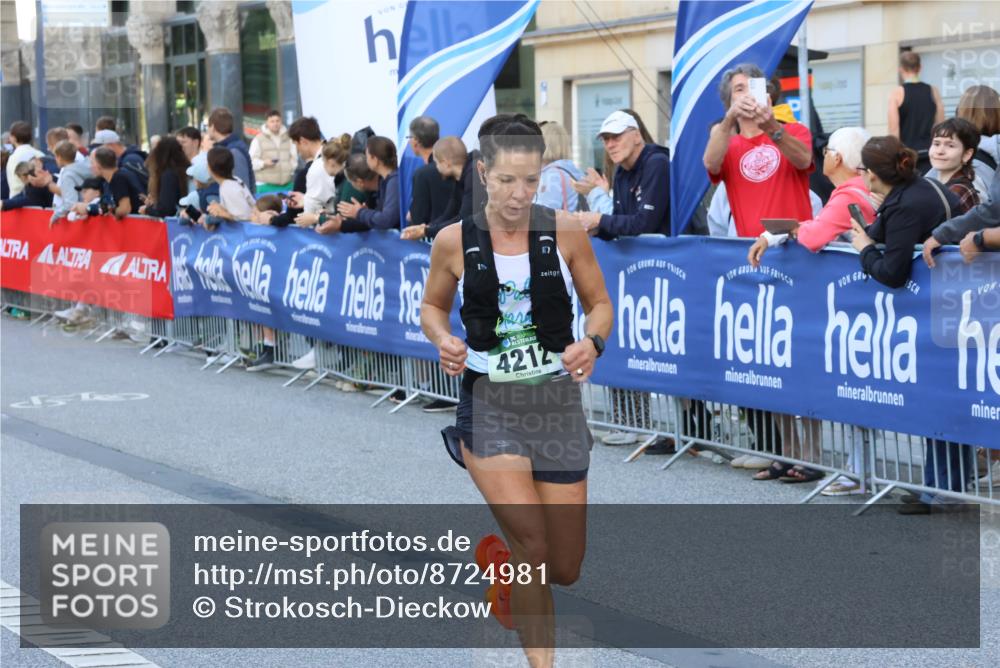 07.09.2025 - BARMER Alsterlauf Strokosch-Dieckow http://msf.ph/oto/8724981 07.09.2025 09:47:43 Ziel 2081, 2240, 2891, 3465, 3563, 4551, 4602, 4785, 4946, 5110, 5208, 5341, 5592, 5757, 6015, 6016, 6244, 6249, 8009, 8275, 8293, 8469 meine-sportfotos.de