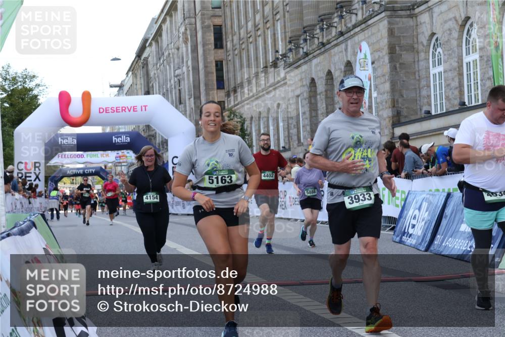 07.09.2025 - BARMER Alsterlauf Strokosch-Dieckow http://msf.ph/oto/8724988 07.09.2025 10:17:14 Ziel 2857, 3808, 3933, 4154, 4402, 4495, 4497, 4534, 4693, 4765, 5163, 5597, 5888, 6110, 8131, 8138 meine-sportfotos.de