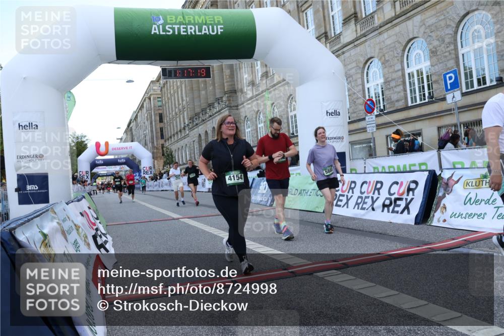 07.09.2025 - BARMER Alsterlauf Strokosch-Dieckow http://msf.ph/oto/8724998 07.09.2025 10:17:18 Ziel 3933, 4154, 4402, 4534, 4693, 4765, 5163, 5888, 8131, 8138 meine-sportfotos.de