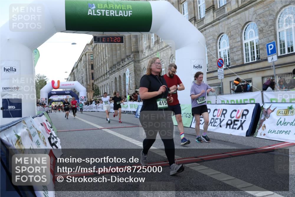 07.09.2025 - BARMER Alsterlauf Strokosch-Dieckow http://msf.ph/oto/8725000 07.09.2025 10:17:18 Ziel 3933, 4154, 4402, 4534, 4693, 4765, 5163, 5888, 8131, 8138 meine-sportfotos.de