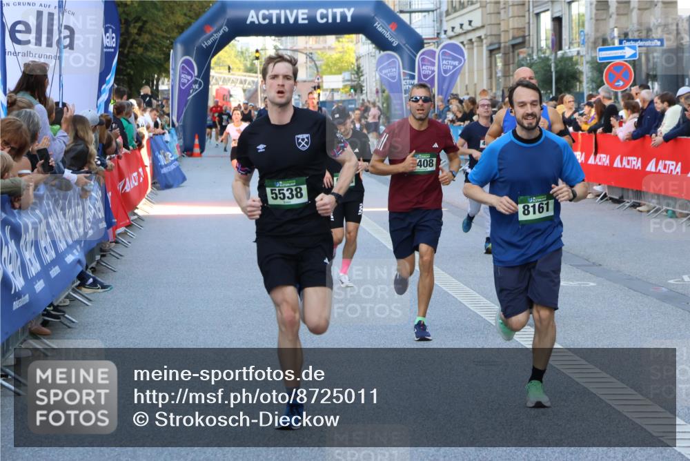 07.09.2025 - BARMER Alsterlauf Strokosch-Dieckow http://msf.ph/oto/8725011 07.09.2025 09:47:30 Ziel 2081, 2121, 2278, 2584, 3465, 3650, 3974, 4034, 4182, 4602, 4731, 4884, 4946, 4977, 5043, 5423, 5745, 5757, 5917, 5966, 6015, 6016, 6131, 8009, 8275, 8293, 8391 meine-sportfotos.de