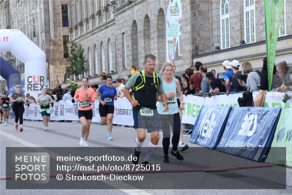 07.09.2025 - BARMER Alsterlauf Strokosch-Dieckow http://msf.ph/oto/8725015 07.09.2025 10:17:31 Ziel 2448, 2461, 2555, 3403, 4065, 4113, 4115, 4492, 4650, 4995, 5832 meine-sportfotos.de