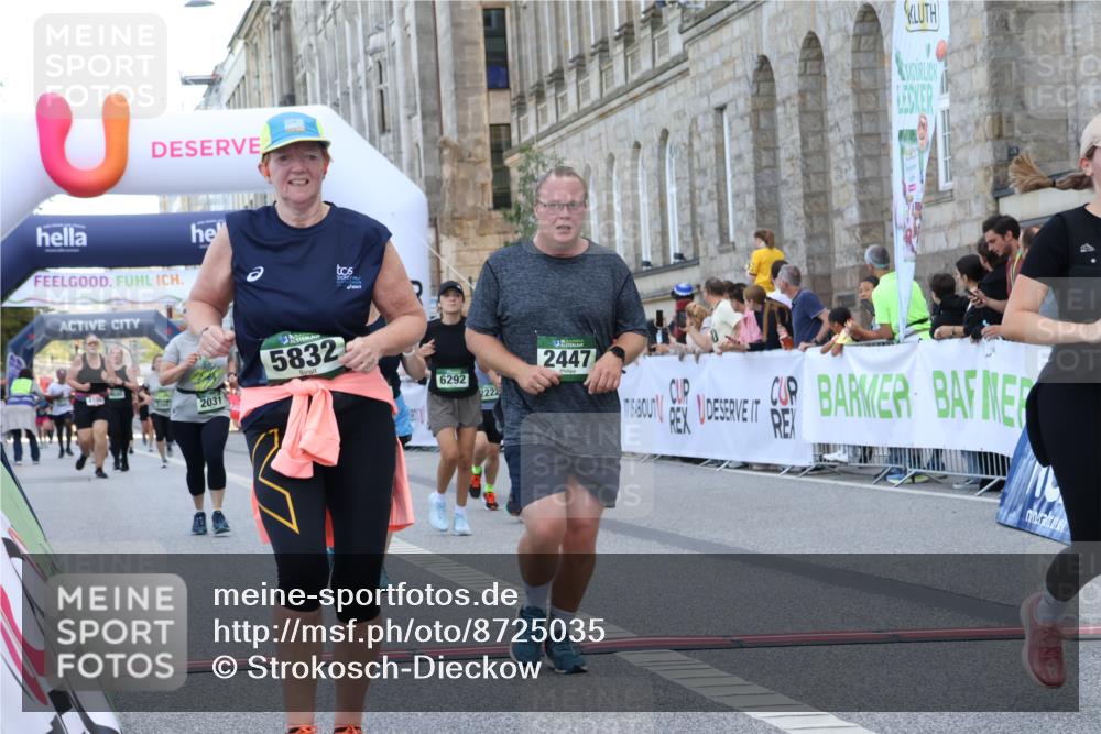 07.09.2025 - BARMER Alsterlauf Strokosch-Dieckow http://msf.ph/oto/8725035 07.09.2025 10:17:38 Ziel 2031, 2222, 2447, 2448, 2555, 2718, 4065, 4113, 4115, 4492, 4650, 5232, 5832, 6292 meine-sportfotos.de