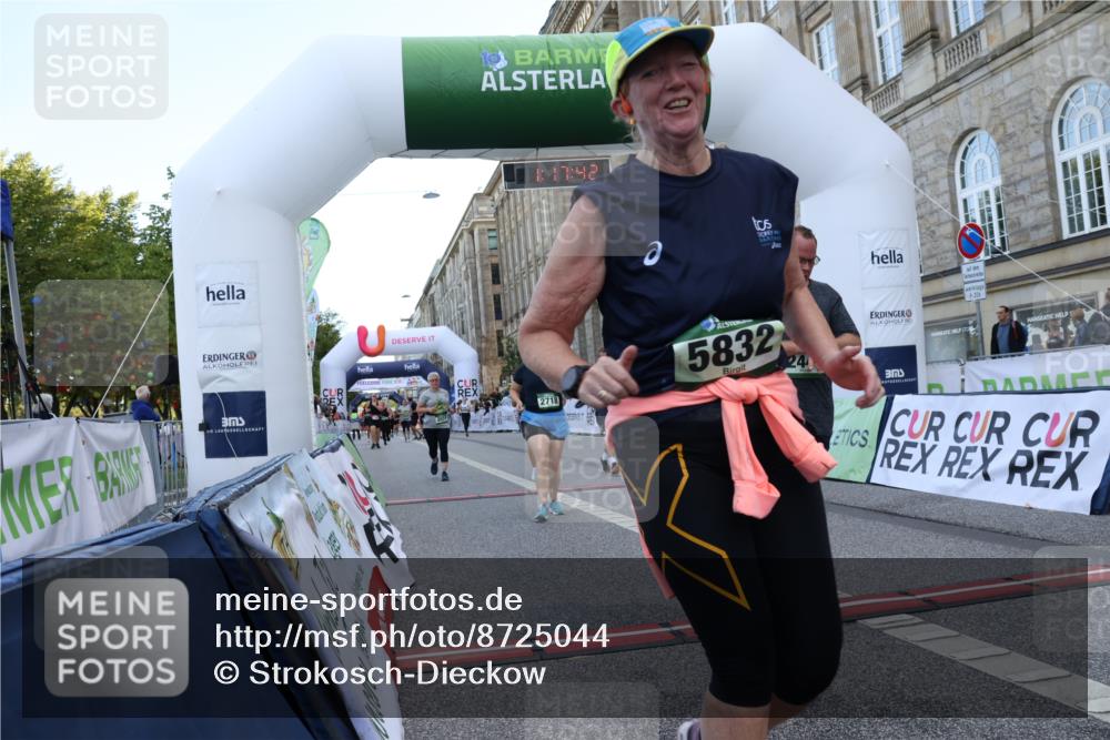 07.09.2025 - BARMER Alsterlauf Strokosch-Dieckow http://msf.ph/oto/8725044 07.09.2025 10:17:41 Ziel 2031, 2222, 2447, 2448, 2555, 2718, 4109, 5232, 5832, 6292 meine-sportfotos.de