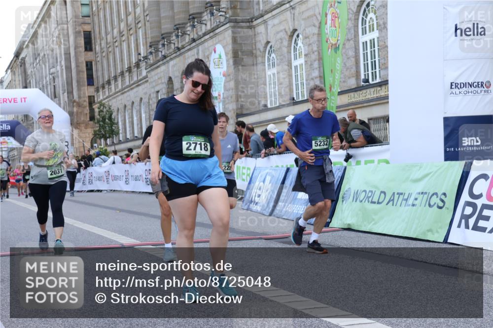 07.09.2025 - BARMER Alsterlauf Strokosch-Dieckow http://msf.ph/oto/8725048 07.09.2025 10:17:42 Ziel 2031, 2222, 2447, 2448, 2555, 2718, 2720, 4109, 5232, 5832, 6292 meine-sportfotos.de