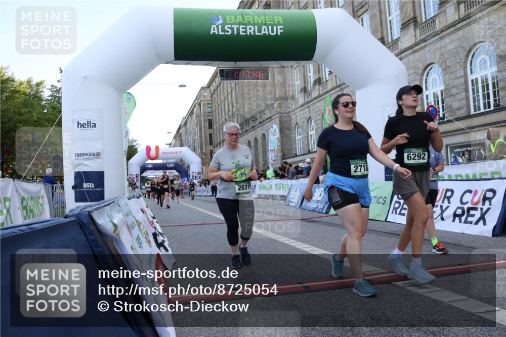 07.09.2025 - BARMER Alsterlauf Strokosch-Dieckow http://msf.ph/oto/8725054 07.09.2025 10:17:44 Ziel 2031, 2222, 2268, 2447, 2718, 2720, 4109, 4324, 4680, 5232, 6292 meine-sportfotos.de