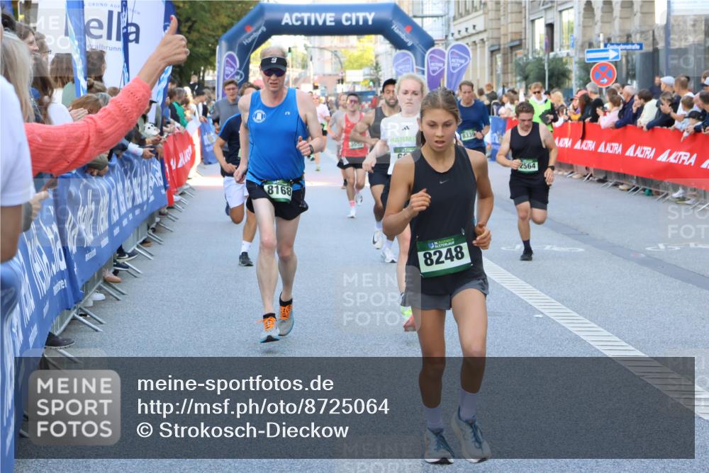 07.09.2025 - BARMER Alsterlauf Strokosch-Dieckow http://msf.ph/oto/8725064 07.09.2025 09:47:19 Ziel 2121, 2656, 3484, 3650, 3974, 4034, 4182, 4212, 4731, 4977, 4978, 5043, 5745, 5966, 6131, 8391, 8454 meine-sportfotos.de