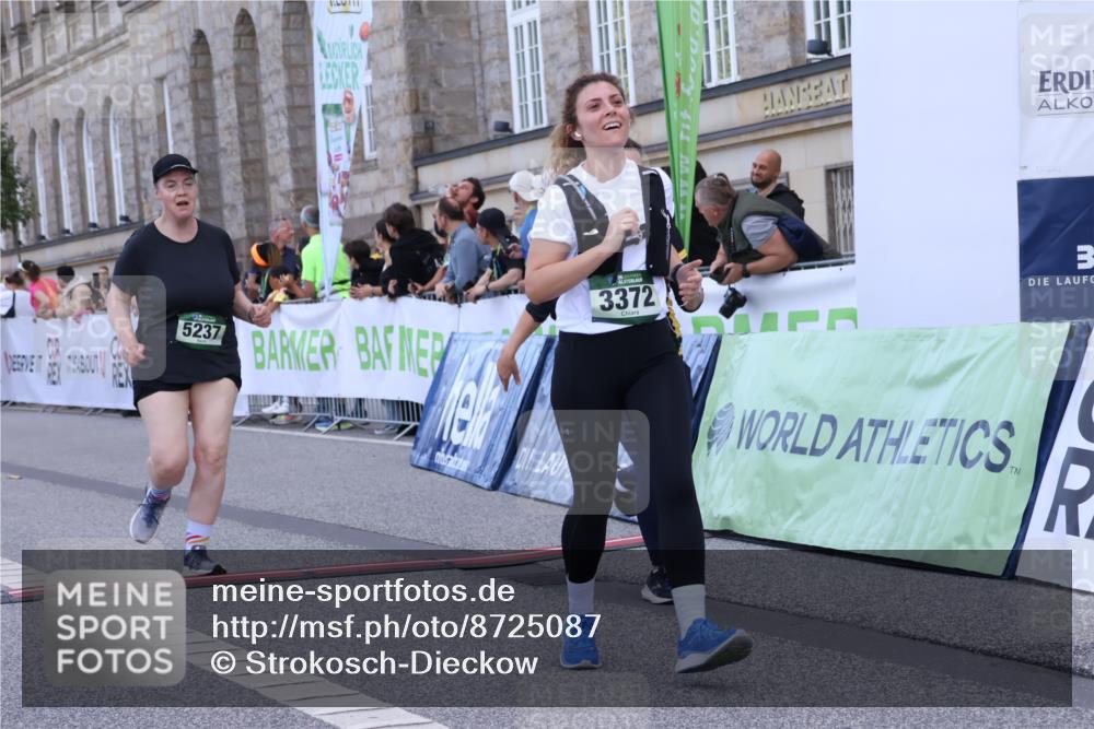 07.09.2025 - BARMER Alsterlauf Strokosch-Dieckow http://msf.ph/oto/8725087 07.09.2025 10:18:03 Ziel 2858, 3372, 4447, 5237, 5545, 5680, 8082 meine-sportfotos.de