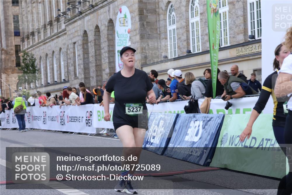 07.09.2025 - BARMER Alsterlauf Strokosch-Dieckow http://msf.ph/oto/8725089 07.09.2025 10:18:04 Ziel 3372, 4447, 5237, 5545, 5680, 5946, 8082 meine-sportfotos.de
