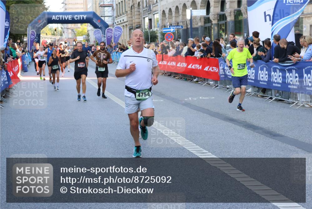 07.09.2025 - BARMER Alsterlauf Strokosch-Dieckow http://msf.ph/oto/8725092 07.09.2025 09:47:13 Ziel 2121, 2656, 3484, 3650, 3974, 4034, 4068, 4212, 4408, 4524, 4978, 5043, 5538, 5966, 6298, 6321, 8391, 8454 meine-sportfotos.de