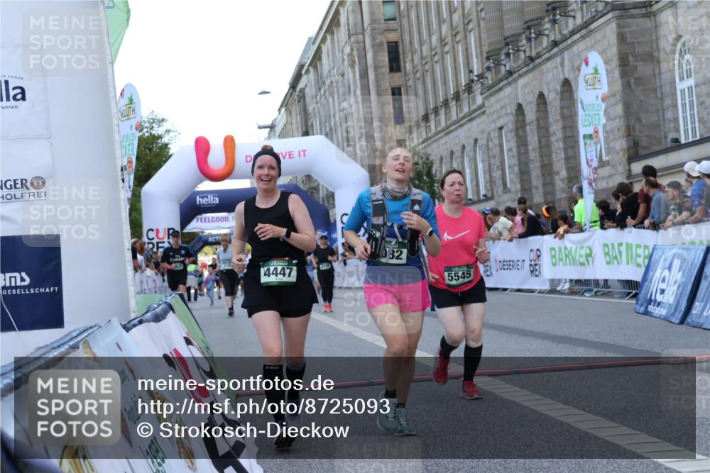 07.09.2025 - BARMER Alsterlauf Strokosch-Dieckow http://msf.ph/oto/8725093 07.09.2025 10:18:06 Ziel 3372, 4447, 4790, 4791, 5237, 5545, 5632, 5680, 5946, 8082 meine-sportfotos.de