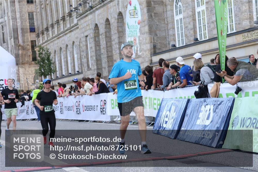 07.09.2025 - BARMER Alsterlauf Strokosch-Dieckow http://msf.ph/oto/8725101 07.09.2025 10:18:10 Ziel 3731, 4447, 4790, 4791, 5032, 5087, 5545, 5632, 5946, 8082 meine-sportfotos.de