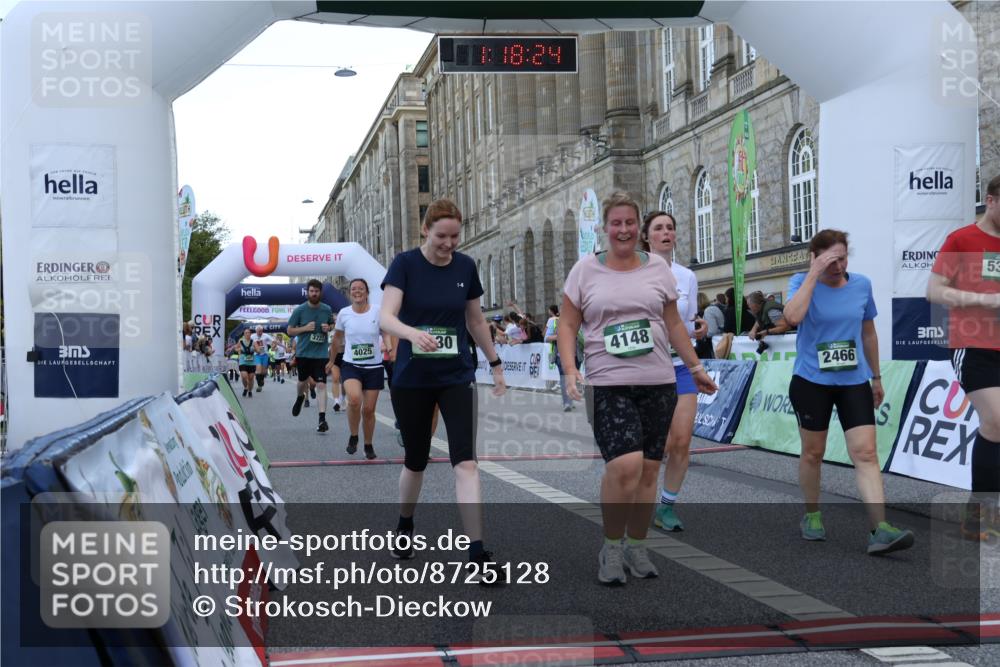 07.09.2025 - BARMER Alsterlauf Strokosch-Dieckow http://msf.ph/oto/8725128 07.09.2025 10:18:23 Ziel 2466, 2901, 3723, 3862, 3881, 4019, 4025, 4130, 4148, 4200, 4270, 5033, 5168, 5305, 5464, 5465 meine-sportfotos.de