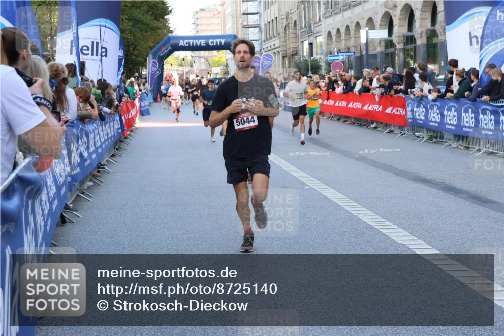 07.09.2025 - BARMER Alsterlauf Strokosch-Dieckow http://msf.ph/oto/8725140 07.09.2025 09:47:06 Ziel 3484, 3555, 4010, 4068, 4196, 4212, 4408, 4524, 4978, 5296, 5538, 5775, 5941, 6294, 6298, 6321, 8161, 8339, 8368, 8454 meine-sportfotos.de