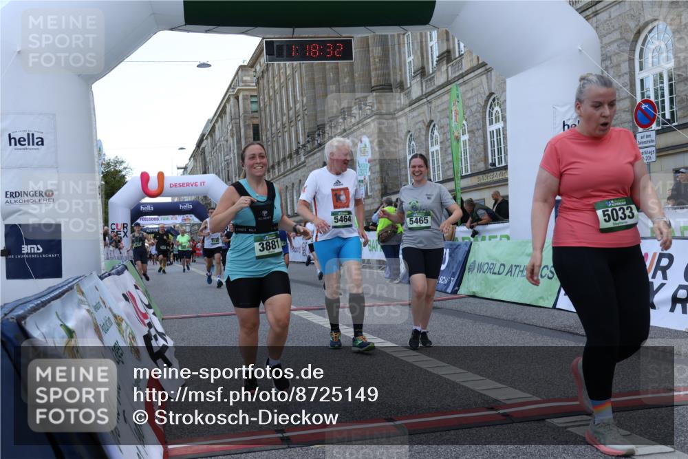 07.09.2025 - BARMER Alsterlauf Strokosch-Dieckow http://msf.ph/oto/8725149 07.09.2025 10:18:31 Ziel 2493, 2821, 3000, 3052, 3194, 3199, 3200, 3435, 3862, 3881, 3993, 4404, 4802, 5033, 5168, 5464, 5465, 8119, 8149, 8326 meine-sportfotos.de