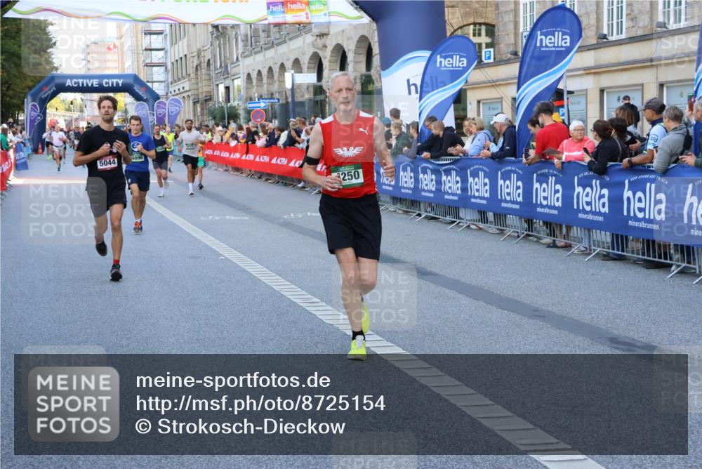 07.09.2025 - BARMER Alsterlauf Strokosch-Dieckow http://msf.ph/oto/8725154 07.09.2025 09:47:05 Ziel 2564, 3484, 3555, 4010, 4068, 4196, 4212, 4408, 4427, 4524, 4978, 5296, 5538, 5775, 5941, 6294, 6298, 6321, 8161, 8339, 8368 meine-sportfotos.de