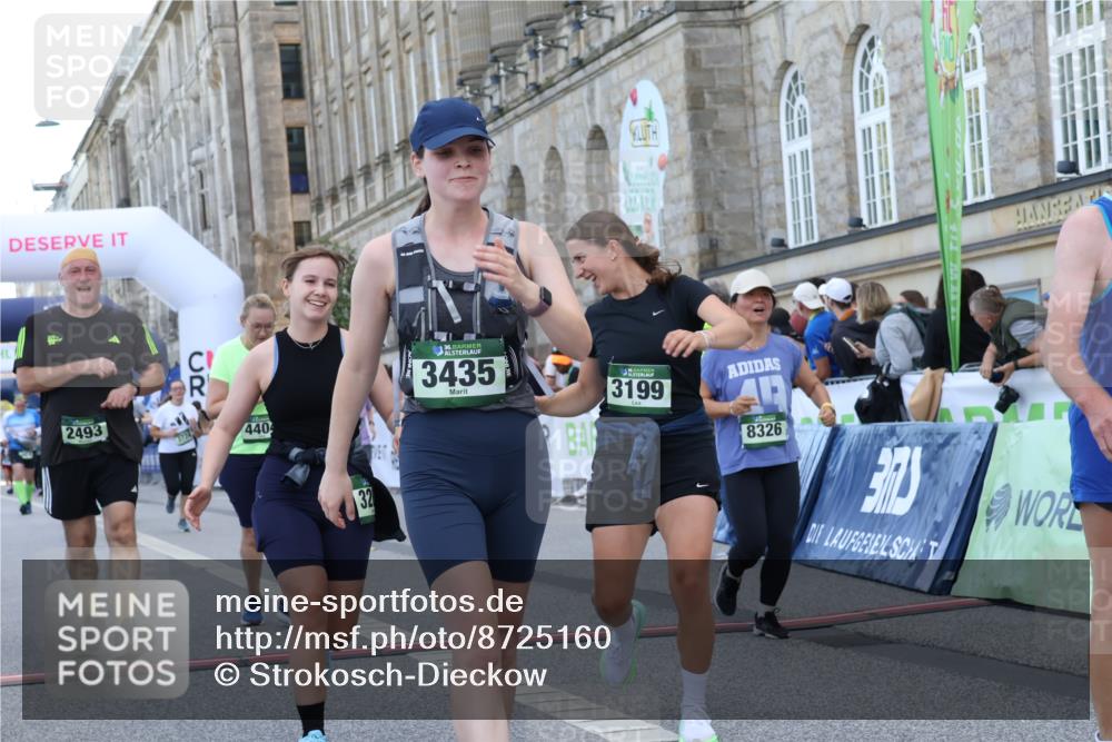 07.09.2025 - BARMER Alsterlauf Strokosch-Dieckow http://msf.ph/oto/8725160 07.09.2025 10:18:37 Ziel 2493, 2821, 3000, 3052, 3194, 3199, 3200, 3435, 3724, 3993, 4293, 4322, 4404, 4802, 8119, 8149, 8326 meine-sportfotos.de