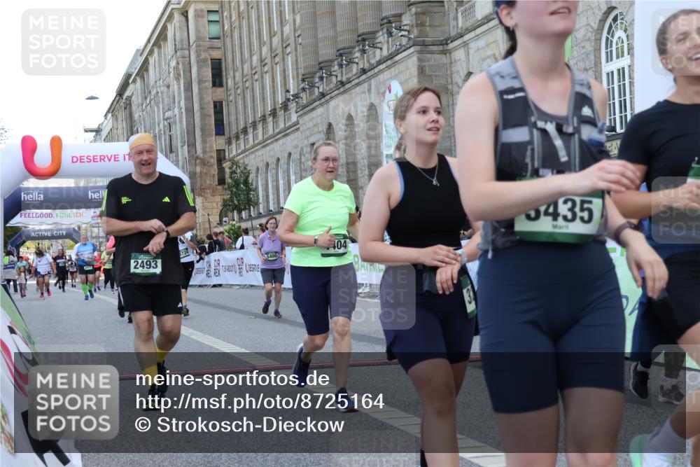 07.09.2025 - BARMER Alsterlauf Strokosch-Dieckow http://msf.ph/oto/8725164 07.09.2025 10:18:38 Ziel 2493, 2821, 3000, 3052, 3199, 3200, 3435, 3724, 3993, 4293, 4322, 4404, 4802, 8119, 8149, 8326 meine-sportfotos.de