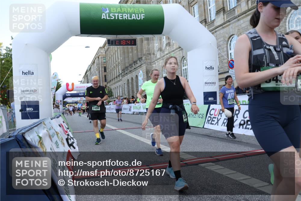 07.09.2025 - BARMER Alsterlauf Strokosch-Dieckow http://msf.ph/oto/8725167 07.09.2025 10:18:39 Ziel 2493, 3000, 3199, 3200, 3435, 3724, 3993, 4293, 4322, 4404, 4802, 5994, 8119, 8326 meine-sportfotos.de