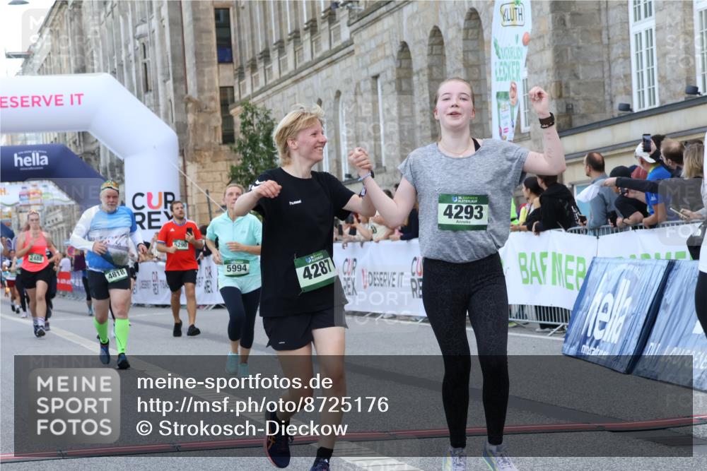 07.09.2025 - BARMER Alsterlauf Strokosch-Dieckow http://msf.ph/oto/8725176 07.09.2025 10:18:44 Ziel 2488, 3724, 4009, 4293, 4322, 4818, 5403, 5994 meine-sportfotos.de