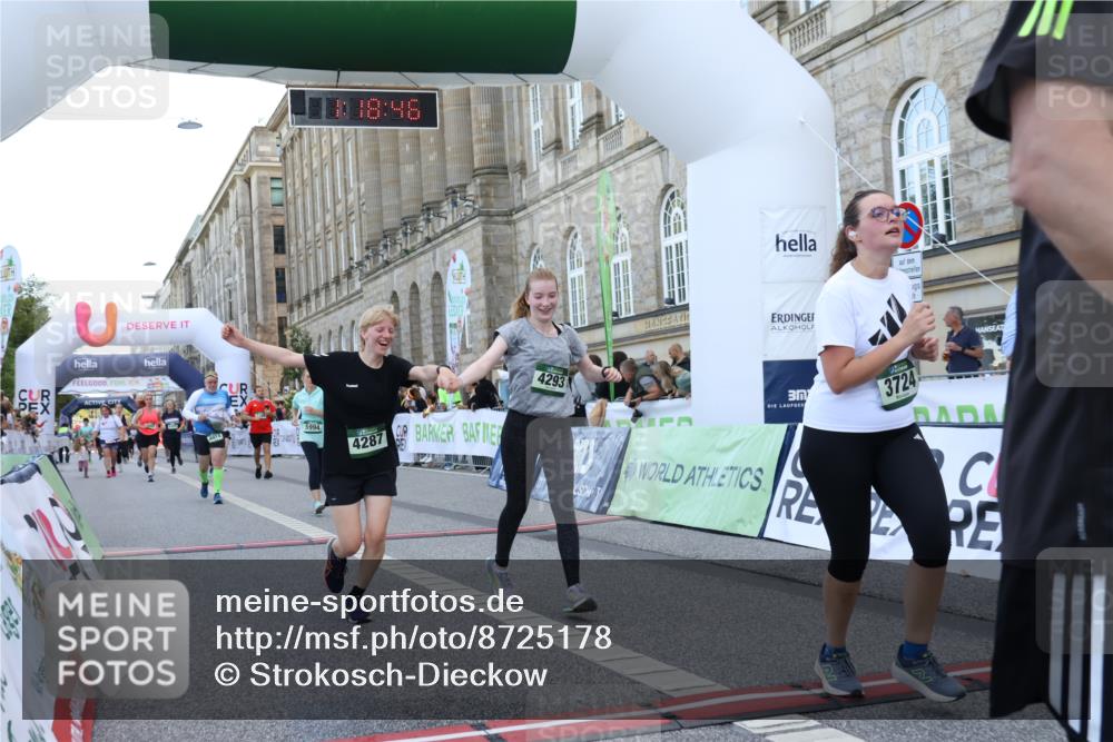 07.09.2025 - BARMER Alsterlauf Strokosch-Dieckow http://msf.ph/oto/8725178 07.09.2025 10:18:44 Ziel 2488, 3724, 4009, 4293, 4322, 4818, 5403, 5994 meine-sportfotos.de